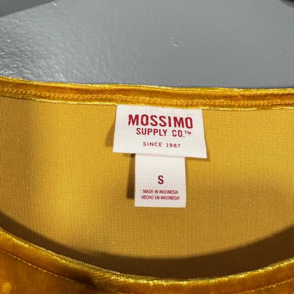 Mossimo Women's Yellow Velvet Baby Tee Cropped Top - Size Small - Whimsygoth - Picture 4 of 6